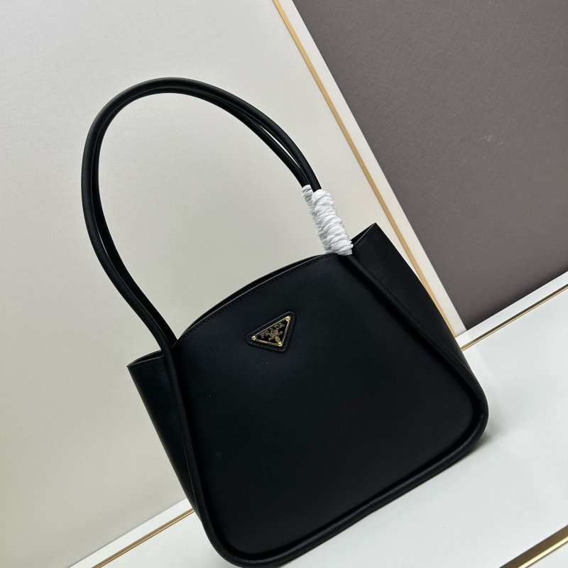 Pra*a top handle bags